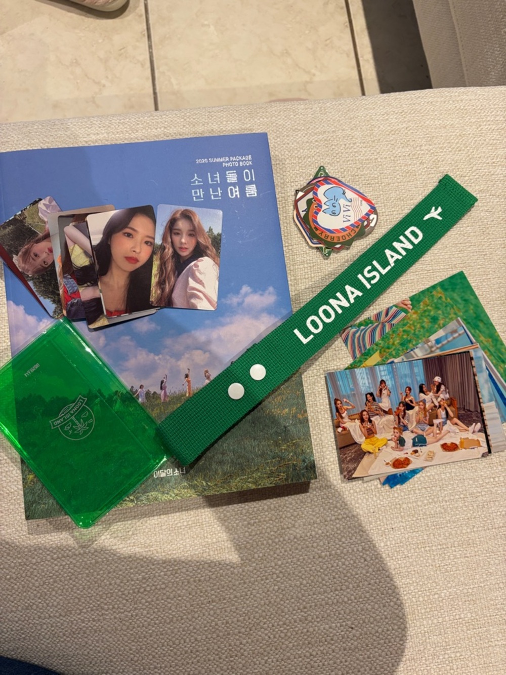 LOONA ISLAND summer package 2020